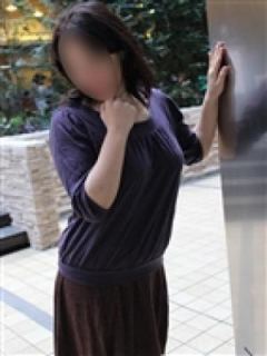 じゅん（40歳） かわいい熟女&おいしい人妻　五反田・品川店