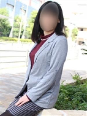 ゆみ（42歳） かわいい熟女&おいしい人妻　五反田・品川店