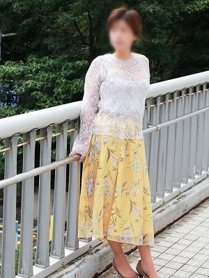 まみ（57歳）