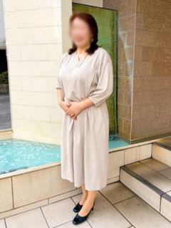 ひとみ（58歳） 完熟ばなな谷九
