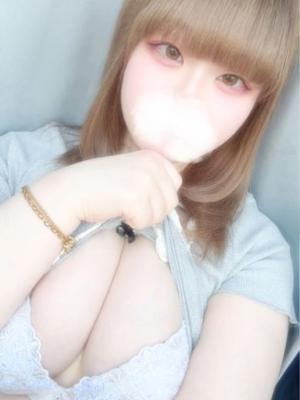 桃香（ももか）（20歳） 人妻の蜜 西船橋店