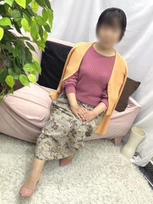 つむぎ（50歳） 完熟ばなな千葉店