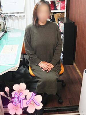 岸（53歳）