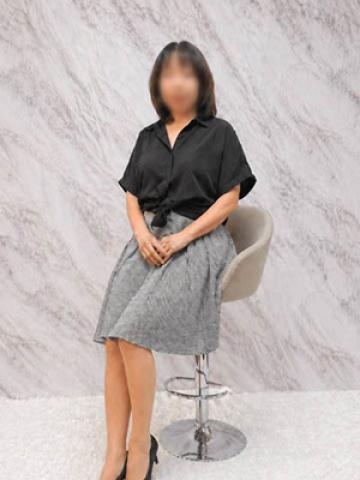 しおり（51歳）