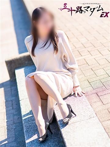 暁小梅（49歳）