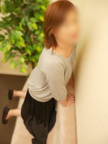 つぐみ（52歳） かわいい熟女&おいしい人妻　町田店