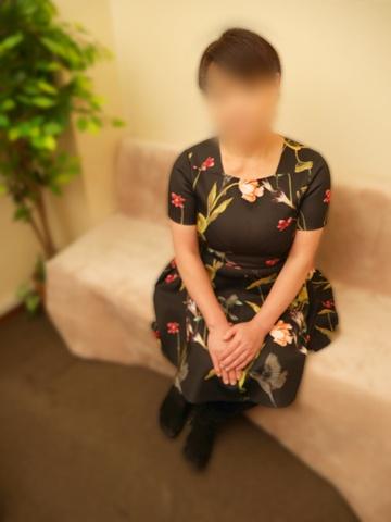みいな（53歳） かわいい熟女&おいしい人妻　町田店
