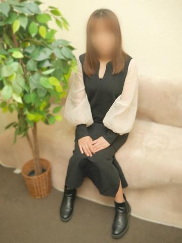 ゆい（30歳） かわいい熟女&おいしい人妻　町田店
