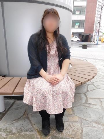 片岡結菜（39歳） 派遣妻