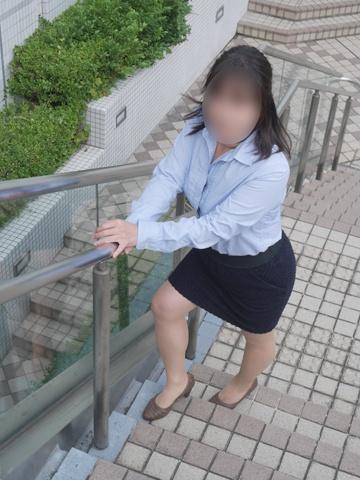 えいみ（38歳） かわいい熟女&おいしい人妻　町田店