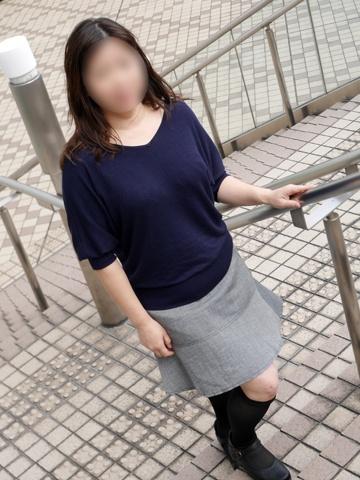 ゆずな（39歳） かわいい熟女&おいしい人妻　町田店