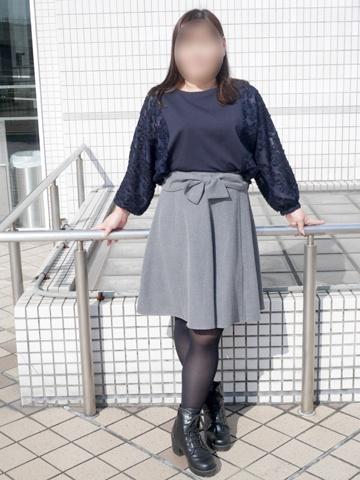 りこ（40歳） かわいい熟女&おいしい人妻　町田店