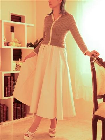 成嶋 瞳子 デリヘル熟女・人妻マダム宮殿 名古屋