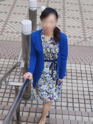 涼子（47歳） かわいい熟女&おいしい人妻　町田店