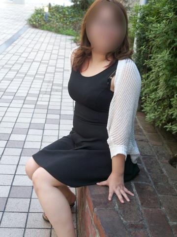 じゅり（35歳） かわいい熟女&おいしい人妻　町田店