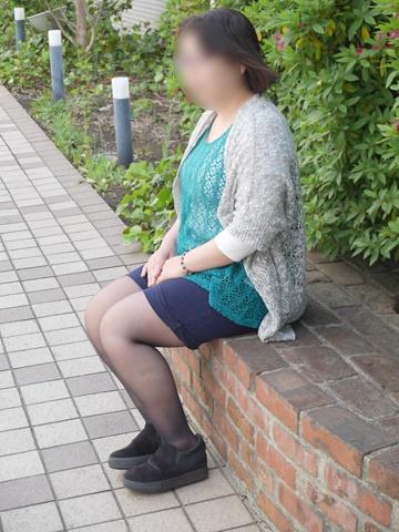 もあ（35歳） かわいい熟女&おいしい人妻　町田店