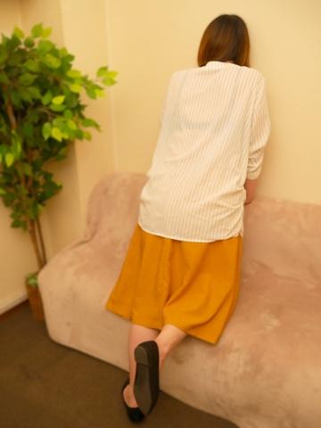 めぐみ（40歳） かわいい熟女&おいしい人妻　町田店