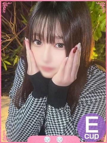 桃（もも）（18歳） 人妻の蜜 西船橋店